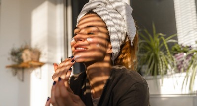 Ăn nhiều đồ ngọt khiến da lão hóa sớm, đâu là nguyên nhân và cách khắc phục?