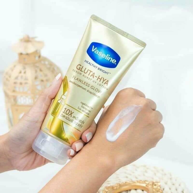 Sữa Dưỡng Thể Vaseline 10X Trắng Da, Mờ Thâm Đều Màu Da Vaseline Healthy Bright Gluta-Hya Serum Burst 70ml - 330ml